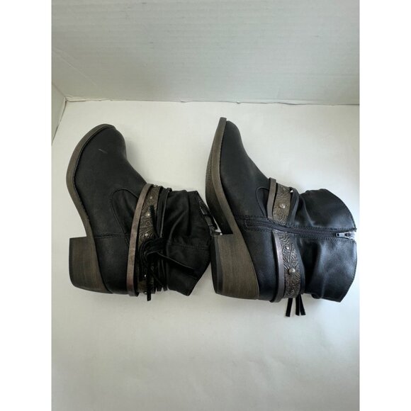 Maurices Womens 9M Black Ankle Boots With Decorative Straps & Zipper Closure - Picture 5 of 16